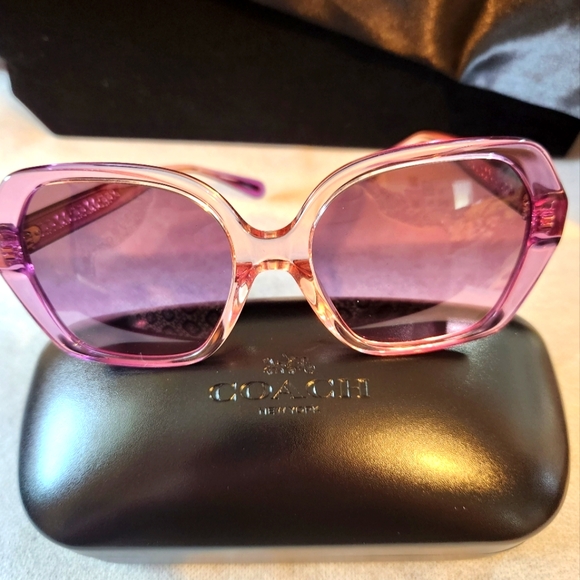 Coach Sunglasses - Picture 1 of 6